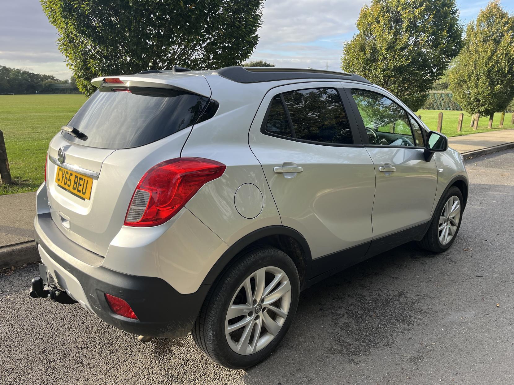 Vauxhall Mokka 1.6i Exclusiv SUV 5dr Petrol Manual 2WD Euro 6 (s/s) (115 ps)