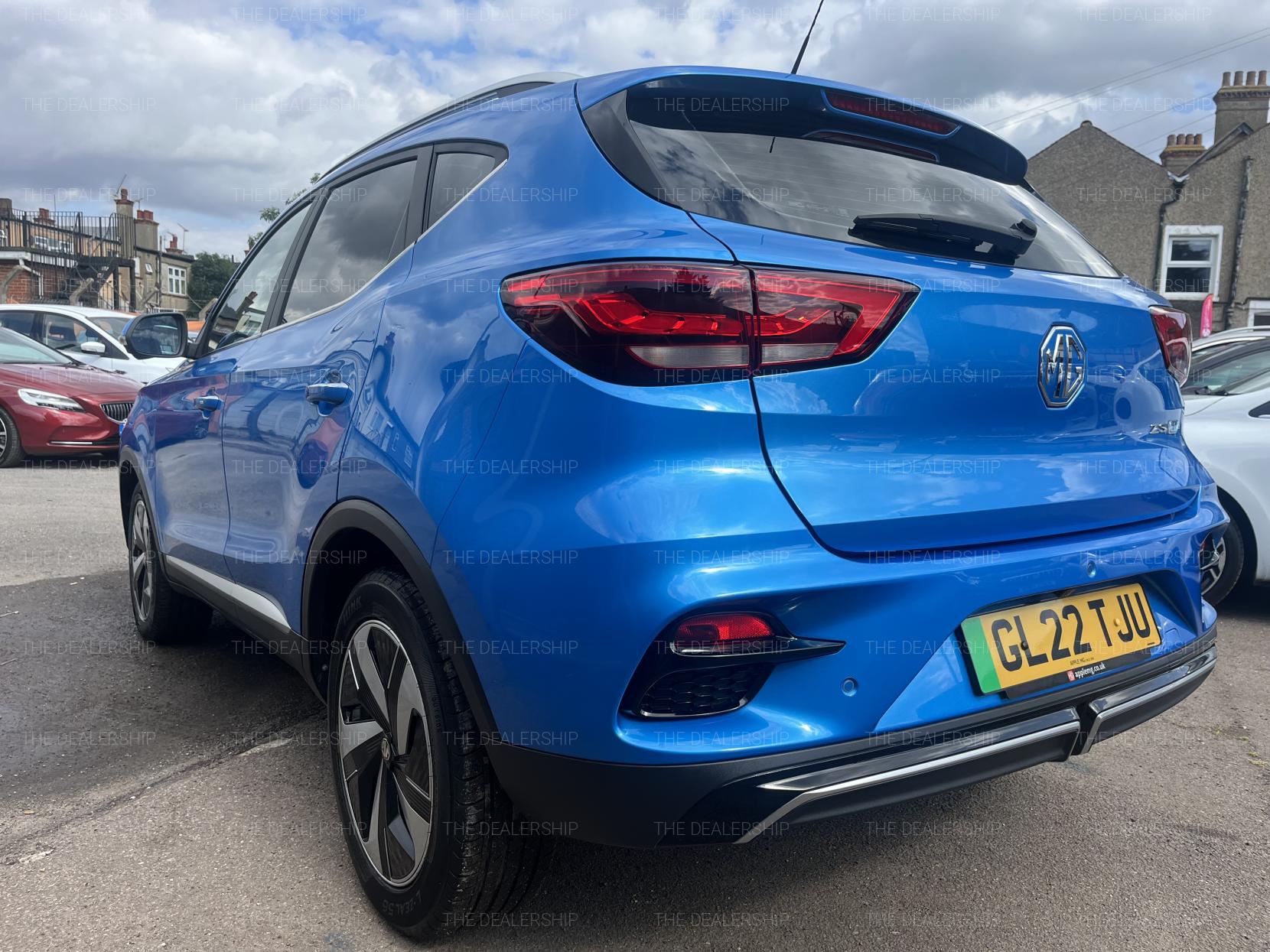 MG MG ZS 72.6kWh Trophy Long Range SUV 5dr Electric Auto (156 ps)