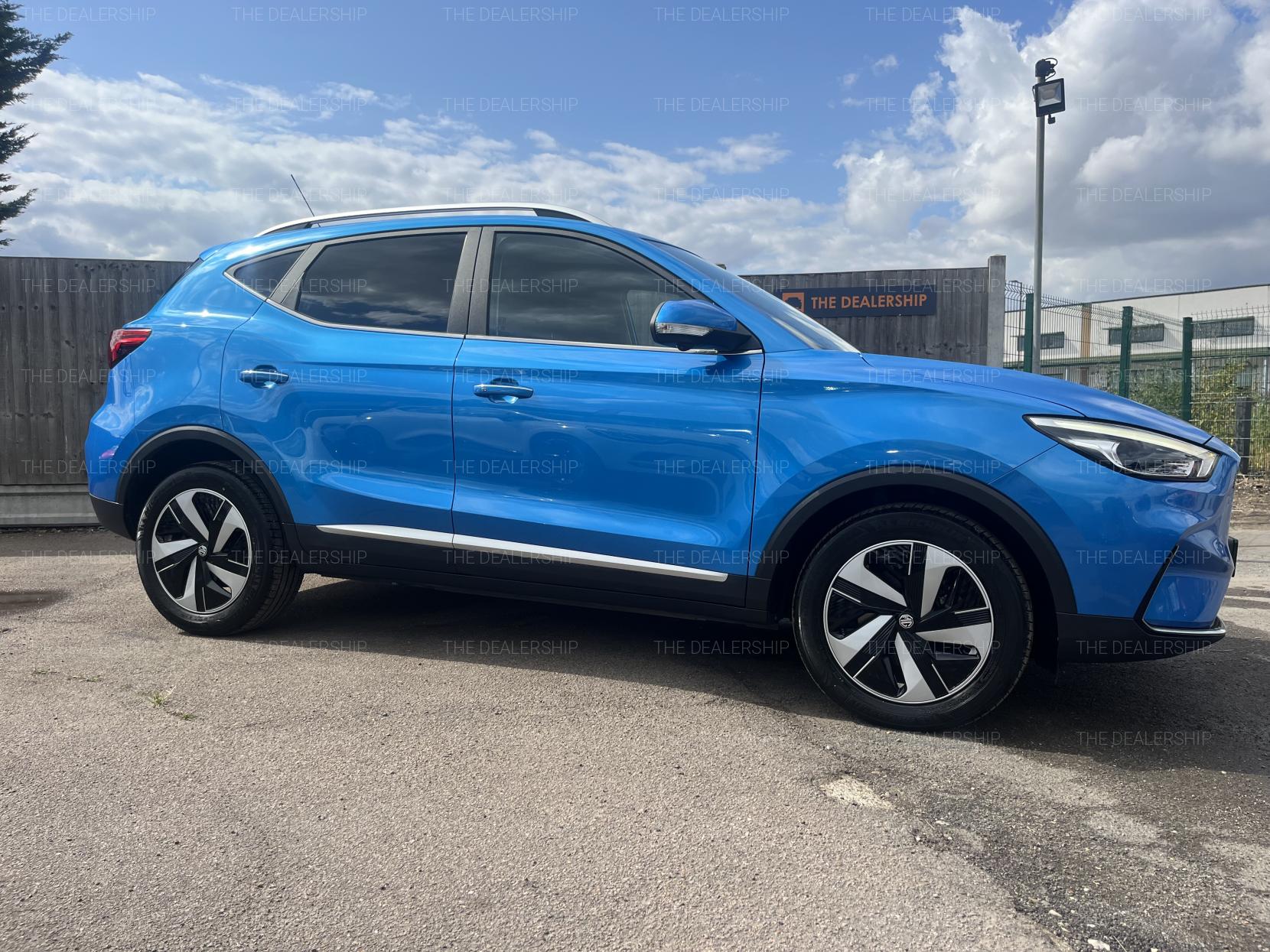 MG MG ZS 72.6kWh Trophy Long Range SUV 5dr Electric Auto (156 ps)
