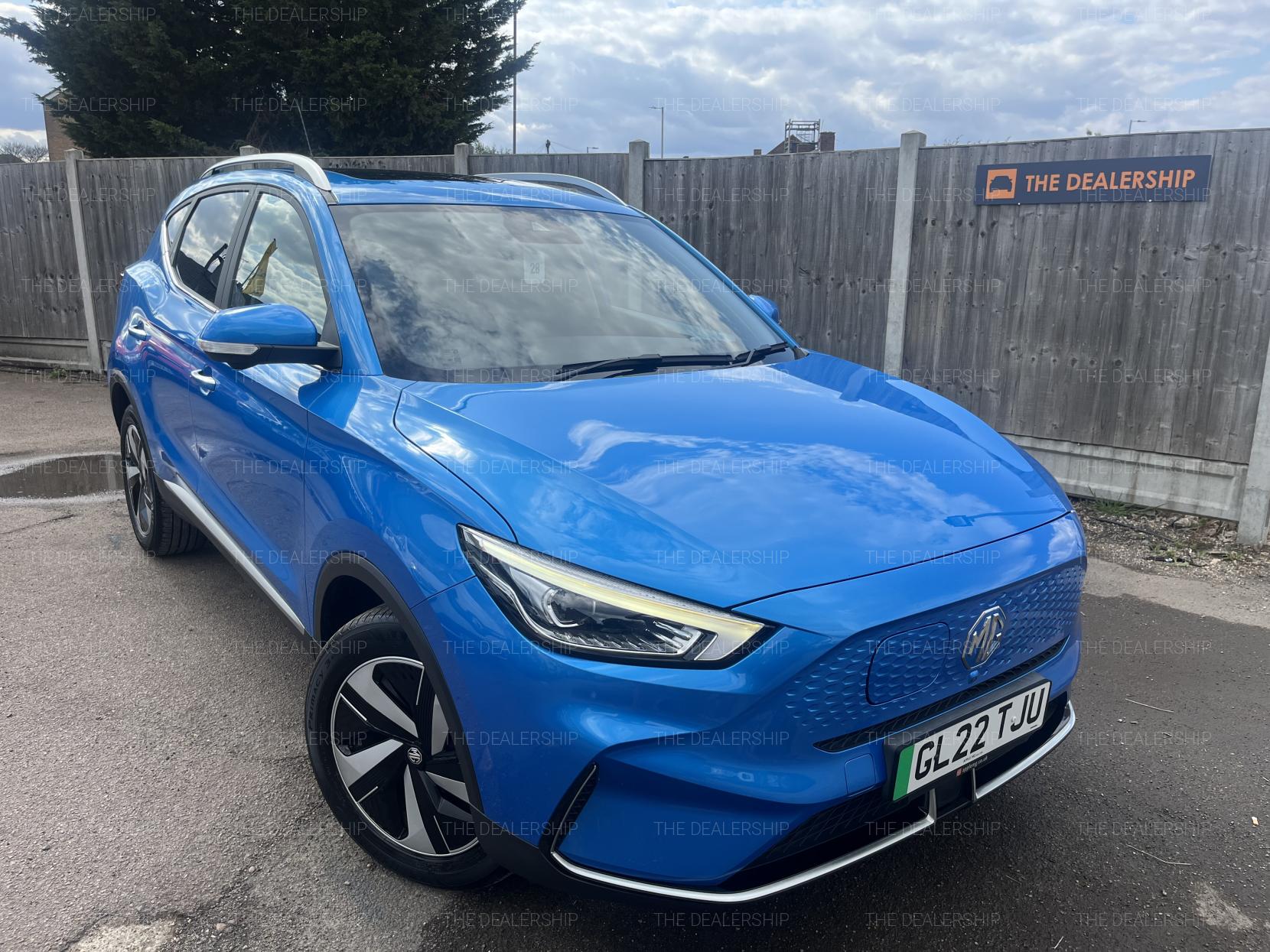 MG MG ZS 72.6kWh Trophy Long Range SUV 5dr Electric Auto (156 ps)