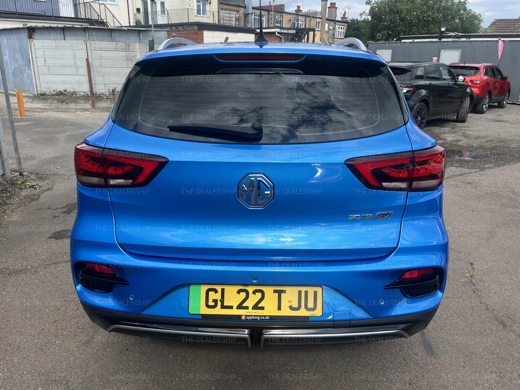 MG MG ZS 72.6kWh Trophy Long Range SUV 5dr Electric Auto (156 ps)