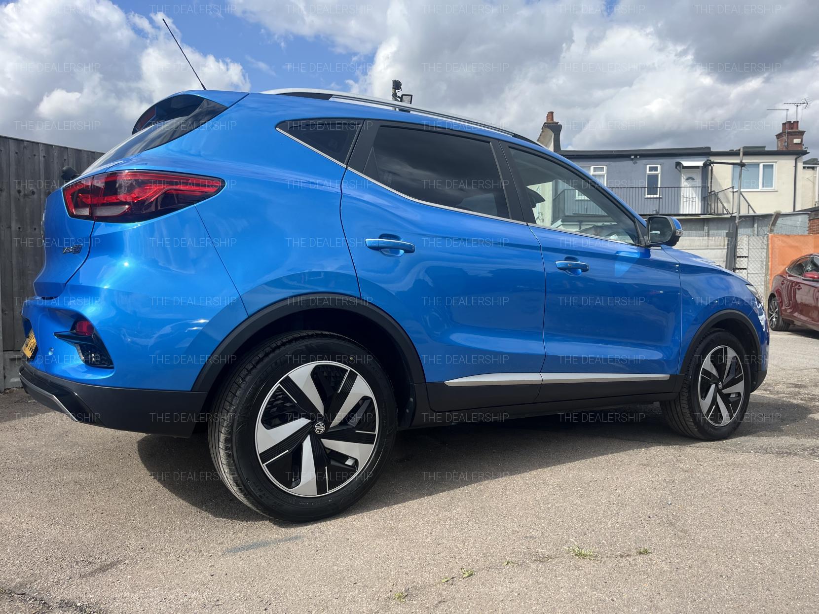 MG MG ZS 72.6kWh Trophy Long Range SUV 5dr Electric Auto (156 ps)