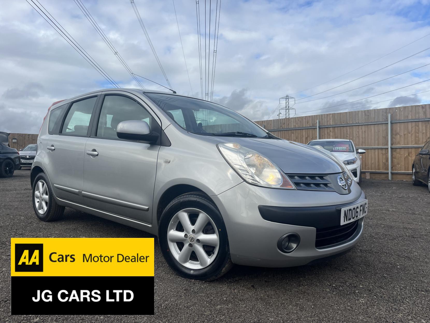 Nissan Note 1.6 16v SE Hatchback 5dr Petrol Automatic (166 g/km, 109 bhp)