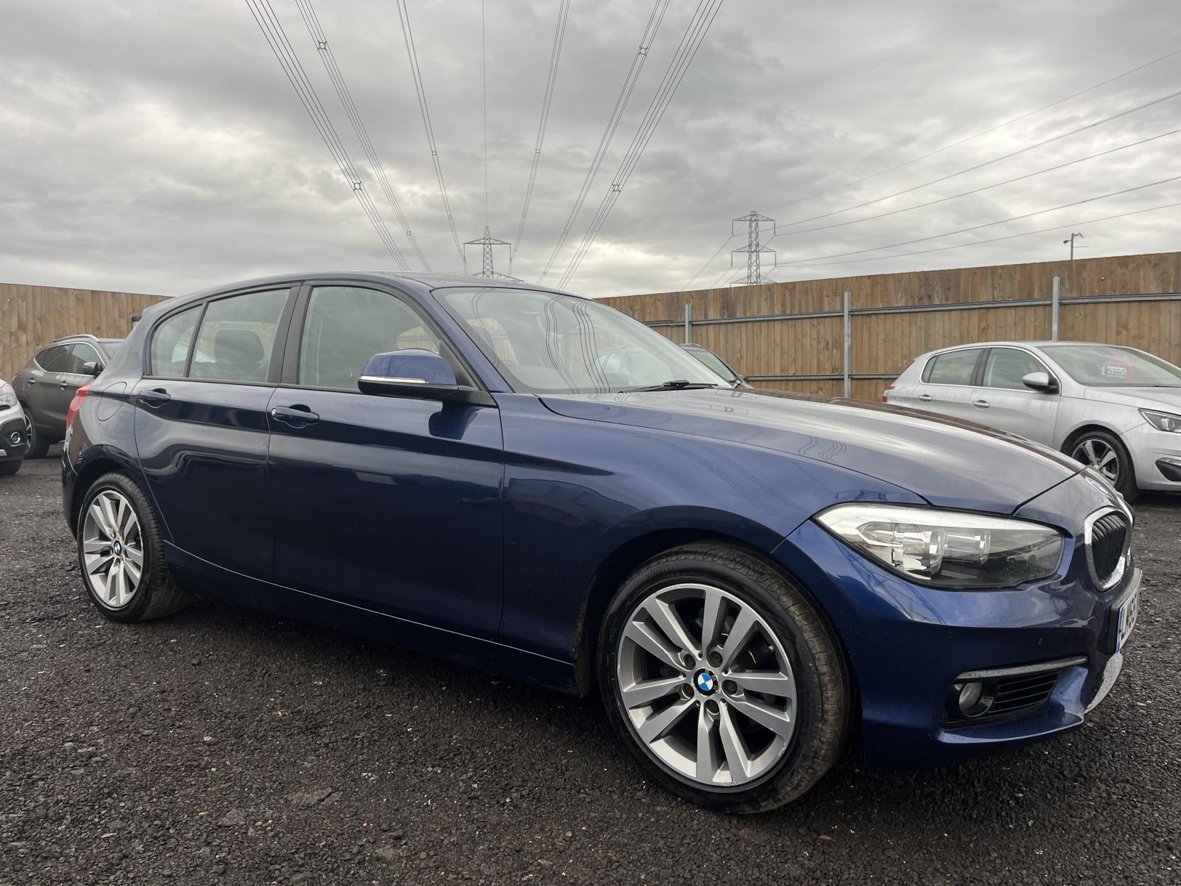 BMW 1 Series 1.5 118i Sport Hatchback 5dr Petrol Manual Euro 6 (s/s) (136 ps)