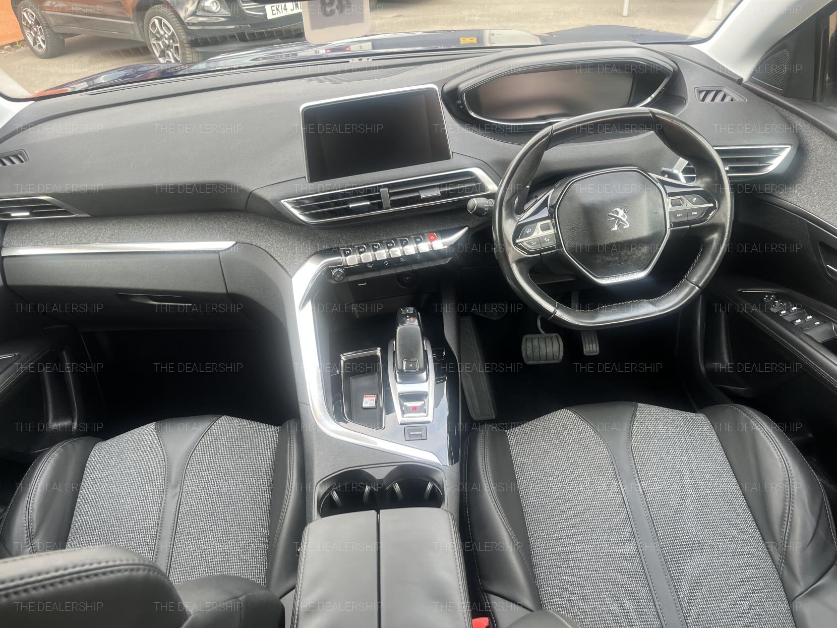 Peugeot 3008 1.6 BlueHDi Allure SUV 5dr Diesel EAT Euro 6 (s/s) (120 ps)