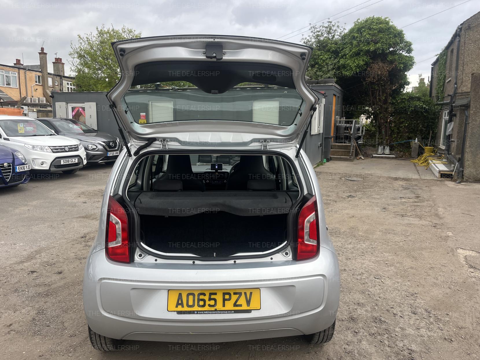 Volkswagen up! 1.0 Move up! Hatchback 5dr Petrol Manual Euro 6 (60 ps)