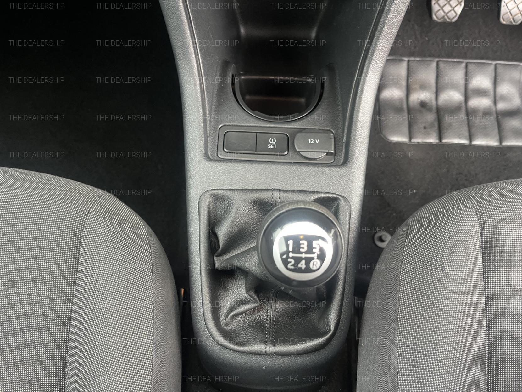 Volkswagen up! 1.0 Move up! Hatchback 5dr Petrol Manual Euro 6 (60 ps)