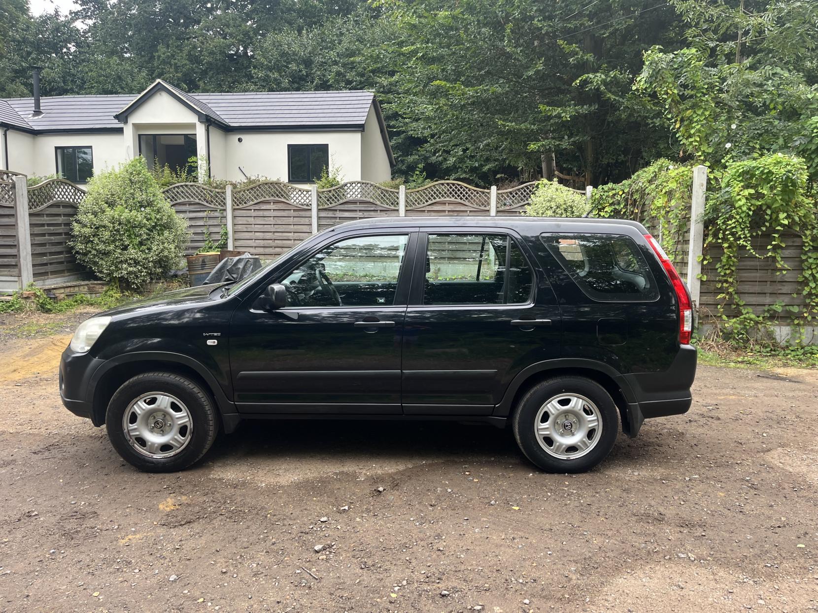 Honda CR-V 2.0 i-VTEC SE SUV 5dr Petrol Manual (216 g/km, 150 bhp)