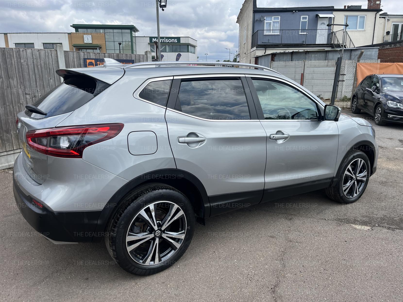 Nissan Qashqai 1.3 DIG-T N-Connecta SUV 5dr Petrol Manual Euro 6 (s/s) (140 ps)
