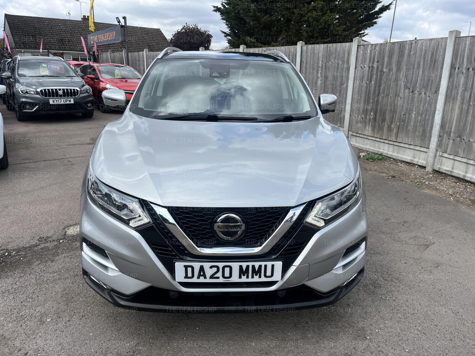 Nissan Qashqai 1.3 DIG-T N-Connecta SUV 5dr Petrol Manual Euro 6 (s/s) (140 ps)