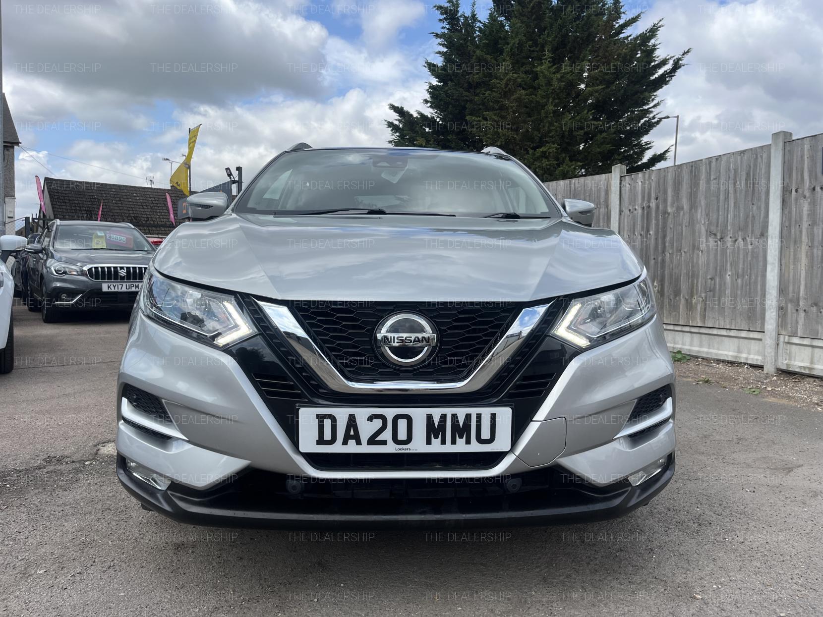 Nissan Qashqai 1.3 DIG-T N-Connecta SUV 5dr Petrol Manual Euro 6 (s/s) (140 ps)