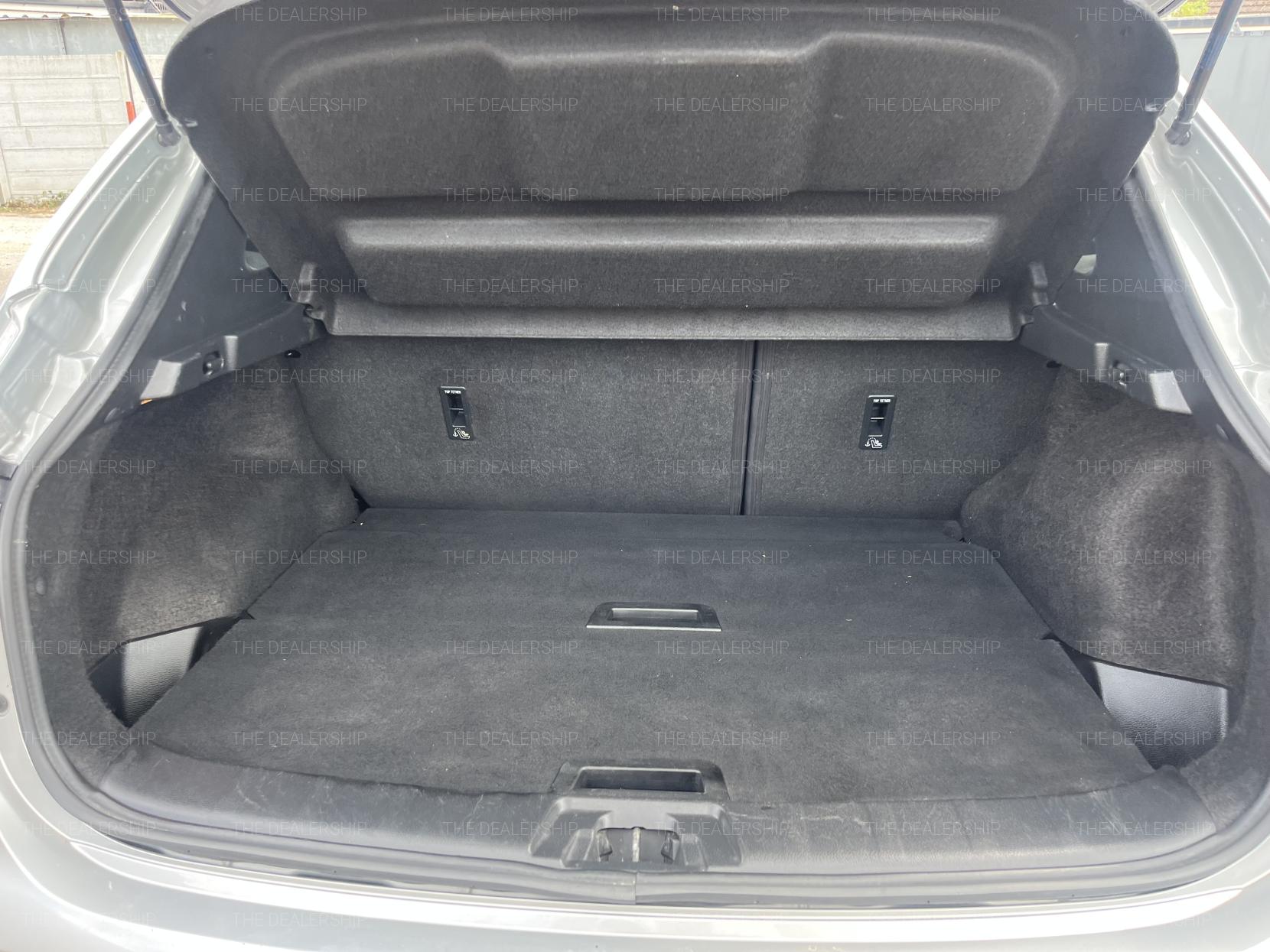 Nissan Qashqai 1.3 DIG-T N-Connecta SUV 5dr Petrol Manual Euro 6 (s/s) (140 ps)