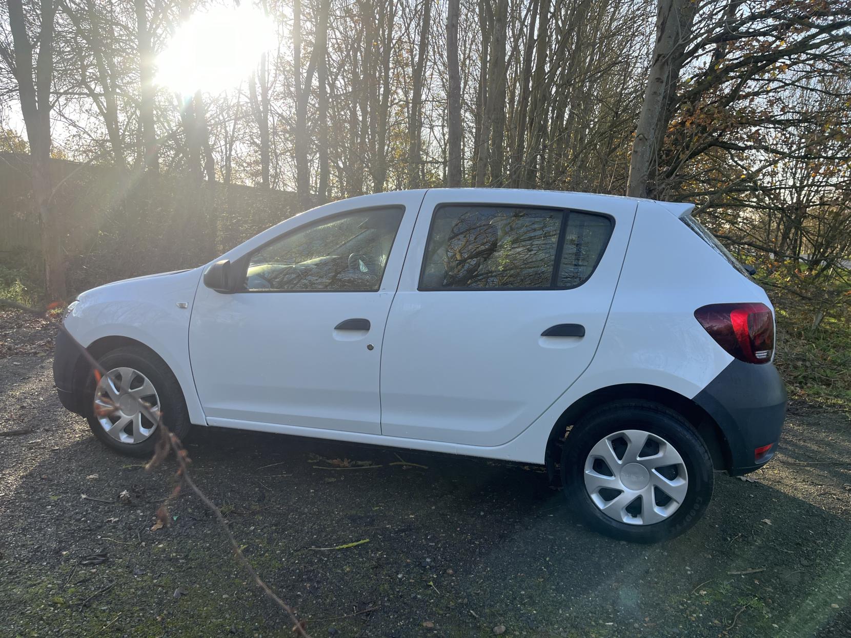 Dacia Sandero 1.0 SCe Access Hatchback 5dr Petrol Manual Euro 6 (75 ps)