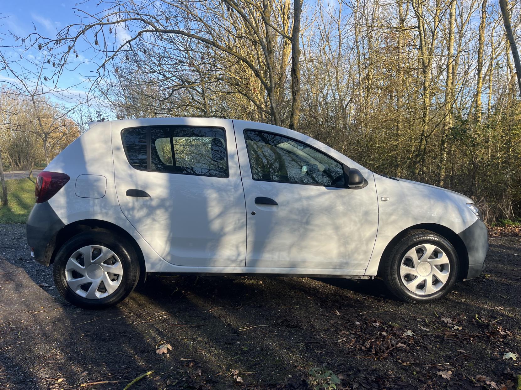 Dacia Sandero 1.0 SCe Access Hatchback 5dr Petrol Manual Euro 6 (75 ps)